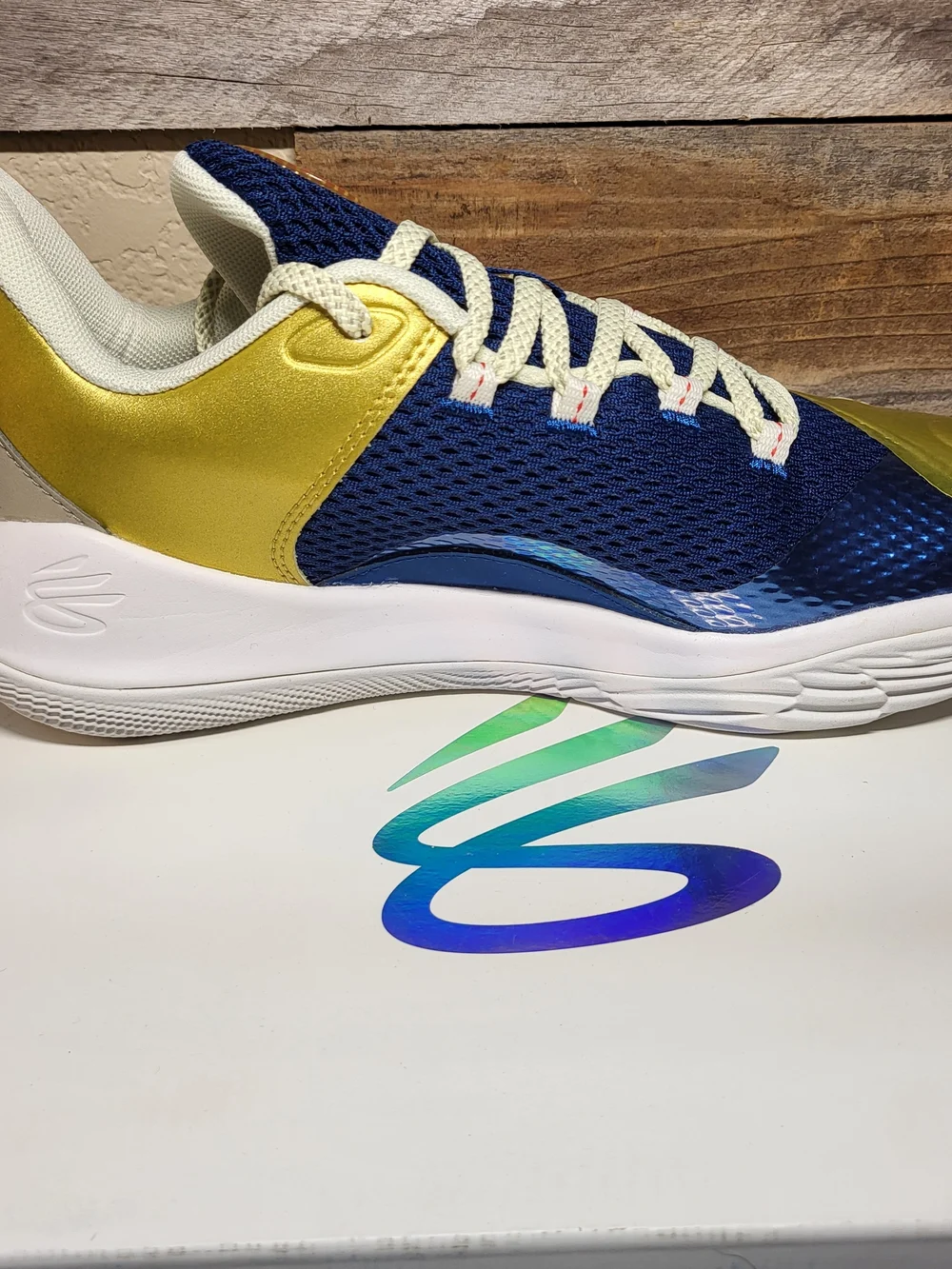 *NEW* Under Armour Steph Curry Flow 11 Blue/Gold Basketball Shoes Size 7Y